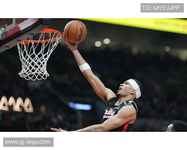 库里盛赞波斯特自信提升期待她在赛场上大放异彩